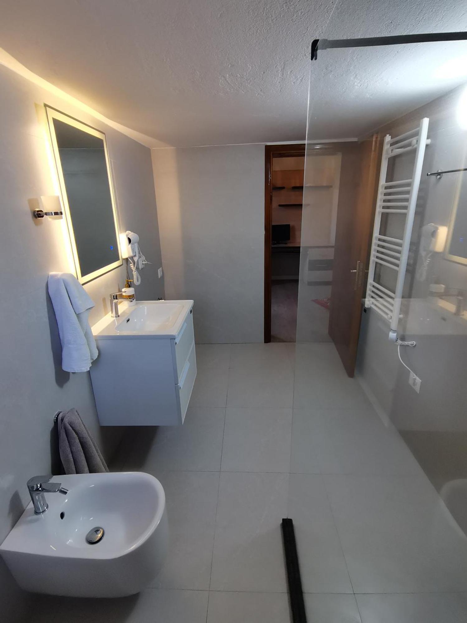 公寓 Leatis Durres